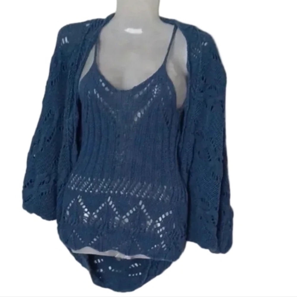 - Cami KNITTED top and cardigan